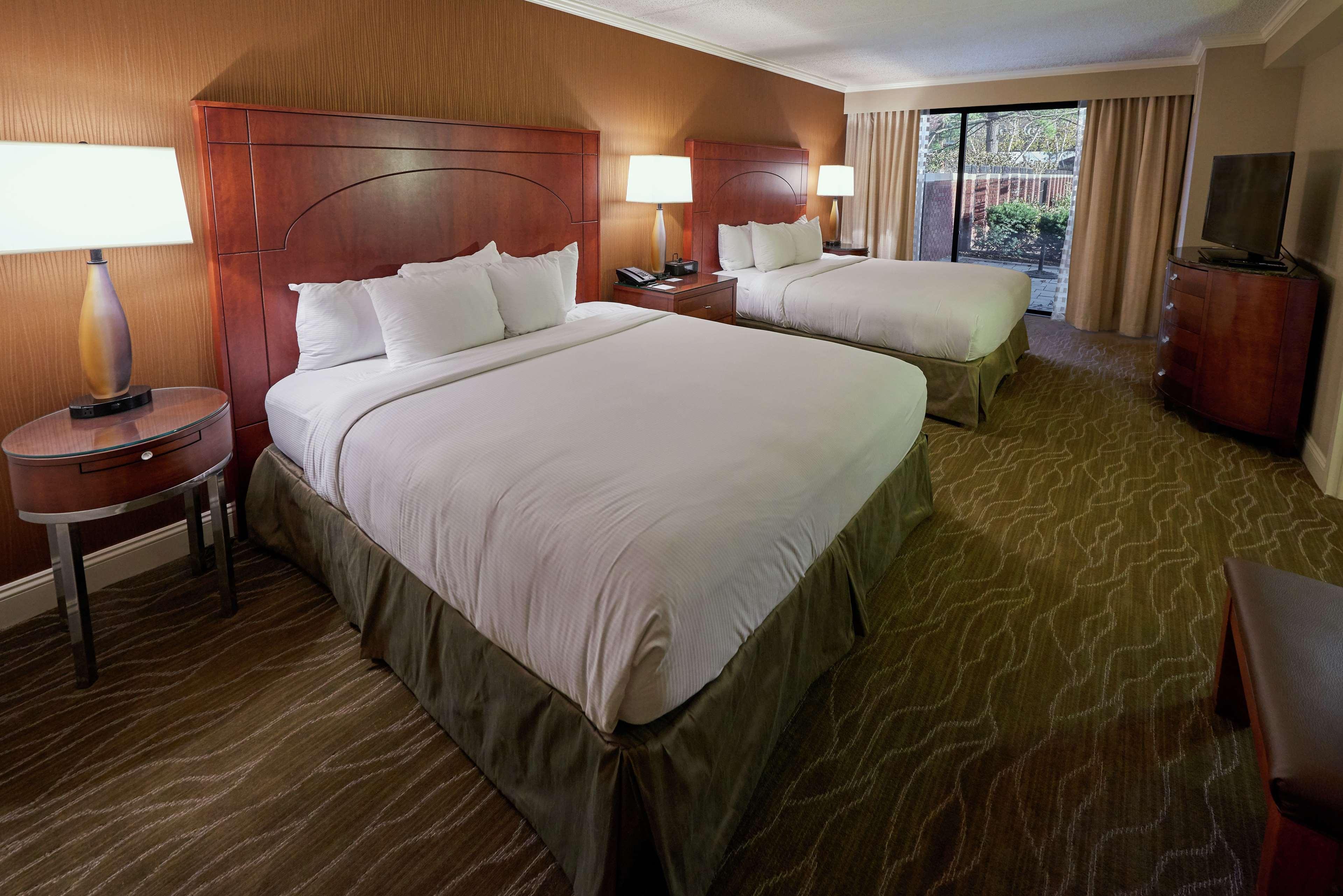 Doubletree By Hilton Akron Fairlawn Exterior foto